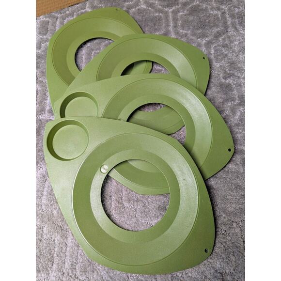 Wilpak Plate and Cup Holders SET OF 4 avocado vtg retro mcm USA unbreakable 60s - Picture 1 of 6